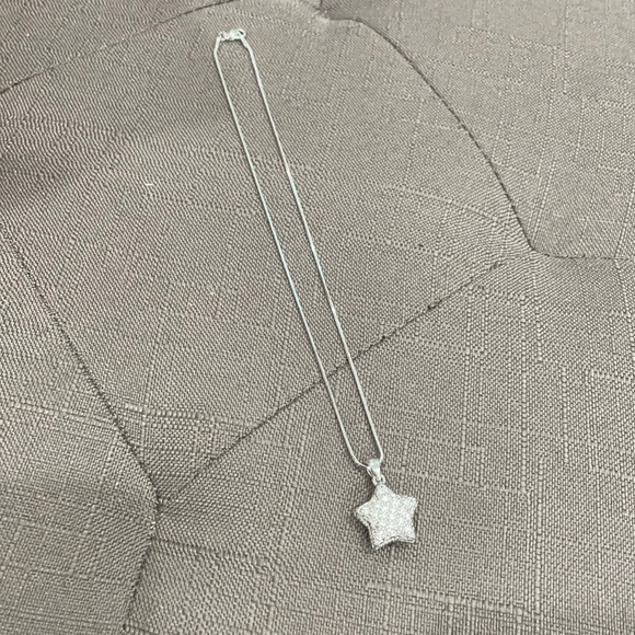 Cute star double sided necklace. - Picture 1 of 3